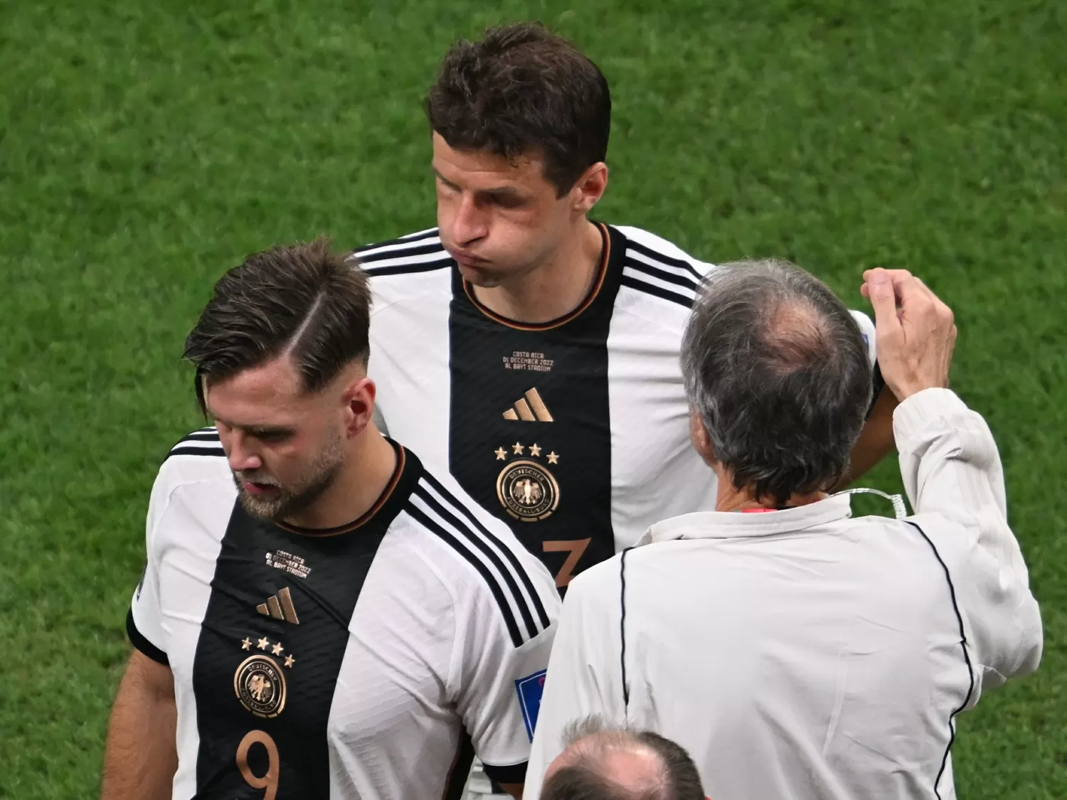 Jogadores da Alemanha lamentam eliminação da Copa do Mundo - Ercin Erturk/Anadolu Agency via Getty Images