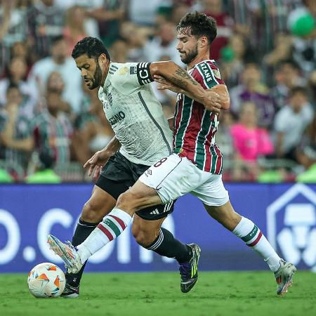 Hulk em ação durante Fluminense x Atlético-MG, duelo da Libertadores