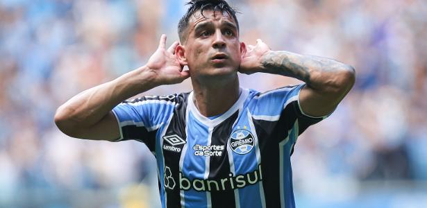 Grêmio aproveita estratégia de Zubeldía, supera São Paulo e escapa do rebaixamento