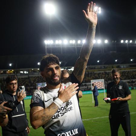 Yuri Alberto, do Corinthians, comemora após marcar contra o Criciúma, pelo Brasileirão