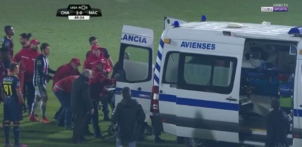 Okacha Hamzaoui deixou estádio de ambulância; Nacional perdeu por 2 a 0 - BeIN Sports/Reprodução