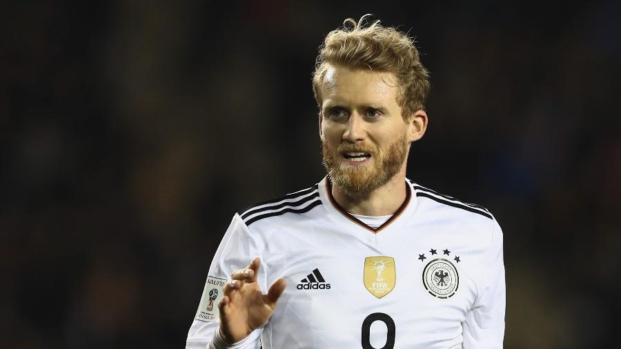 André Schürrle em campo pela seleção alemã contra o Azerbaijão, em março de 2017; jogador de aposentou aos 29 anos - Alexander Hassenstein/Bongarts