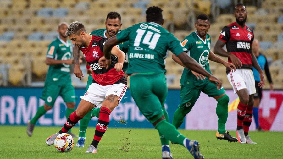 Arrascaeta sofre marcação do Boavista em partida válida pela Taça Rio, segundo turno do Carioca - Alexandre Vidal / Flamengo