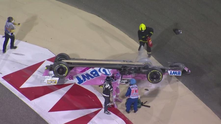 Racing Point de Lance Stroll capotada no GP do Bahrein - Reprodução/@F1