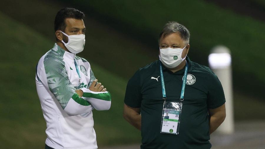 Edu Dracena e Anderson Barros, assessor de futebol e diretor do Palmeiras - Cesar Greco