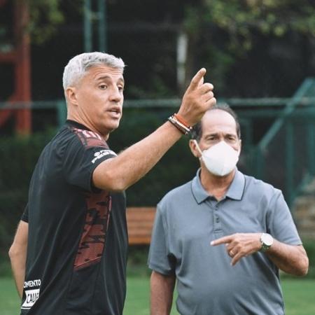 Hernán Crespo e Muricy Ramalho durante treino do São Paulo, no CT da Barra Funda - Erico Leonan / São Paulo FC