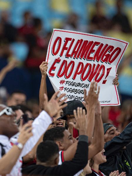 Contra Univ. Católica, pela Libertadores, torcida do Flamengo protesta contra diretoria - Jorge Rodrigues/AGIF