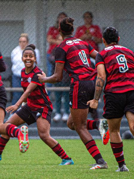 Time feminino do Flamengo goleou o America por 17 a 0 no Campeonato Carioca -  Paula Reis/Flamengo