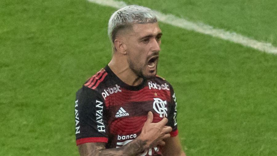 Arrascaeta comemora gol marcado para o Flamengo na partida contra o Atlético-MG, válida pela Copa do Brasil - MAGA JR/O FOTOGRÁFICO/ESTADÃO CONTEÚDO
