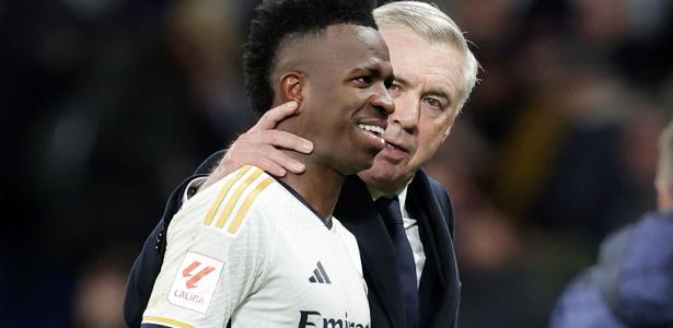 Vinicius Jr. escolhe onde quer jogar, diz Ancelotti