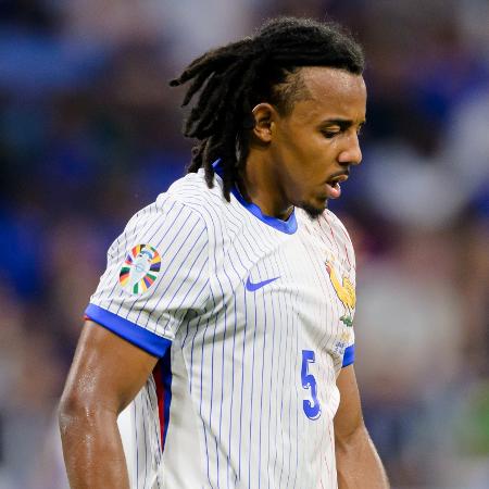Koundé, da França e do Barcelona: exemplo de zagueiro que virou lateral Koundé, da França e do Barcelona: exemplo de zagueiro que virou lateral