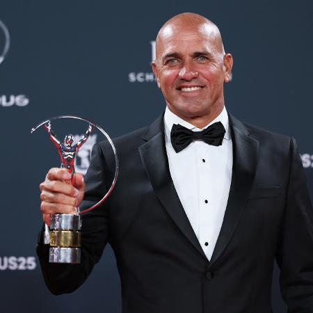 Kelly Slater recebe prêmio por sua carreira no Laureus de 2025 Kelly Slater recebe prêmio por sua carreira no Laureus de 2025