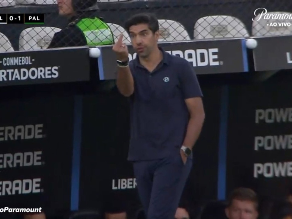 abel-ferreira-mostrou-o-dedo-do-meio-par