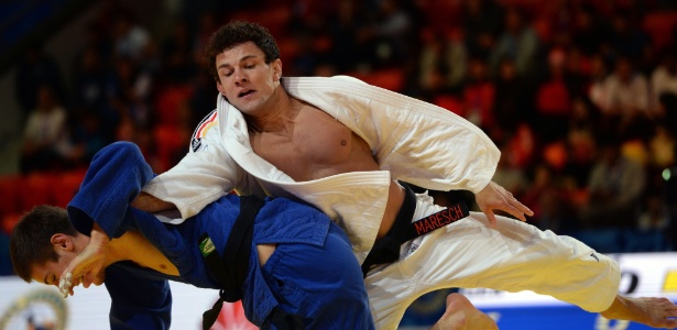 AFP PHOTO / VASILY MAXIMOV