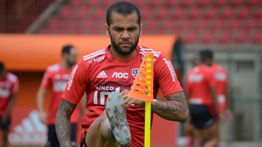 Daniel Alves, lateral-direito do São Paulo - Divulgação/saopaulofc.net