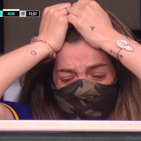 Filha de Maradona, Dalma, chora após comemoração dos jogadores do Boca Juniors - Reprodução/Fox Sports Premium