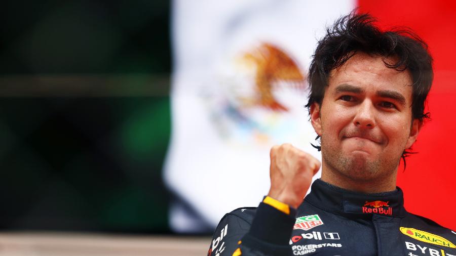 Sergio Pérez, da Red Bull, comemora vitória em Mônaco, sua terceira na Fórmula 1 - Mark Thompson/Getty Images/Red Bull