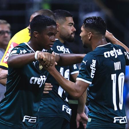 Endrick substitui Rony e estreia pelo Palmeiras contra o Coritiba, pelo Brasileirão - Ettore Chiereguini/AGIF