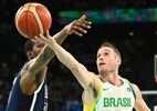 Em adeus, Huertas exalta basquete brasileiro após queda: 