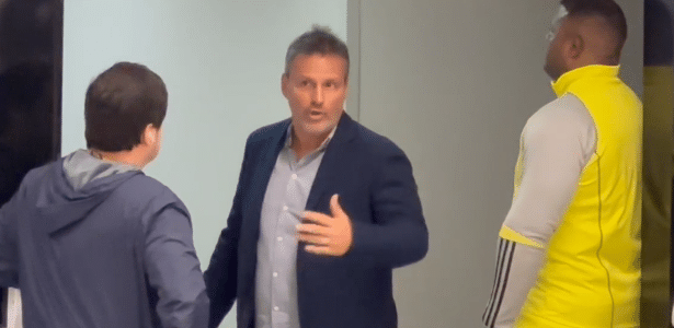 Provocação: Hernan esclarece razão para vestiário do Flamengo com luzes apagadas