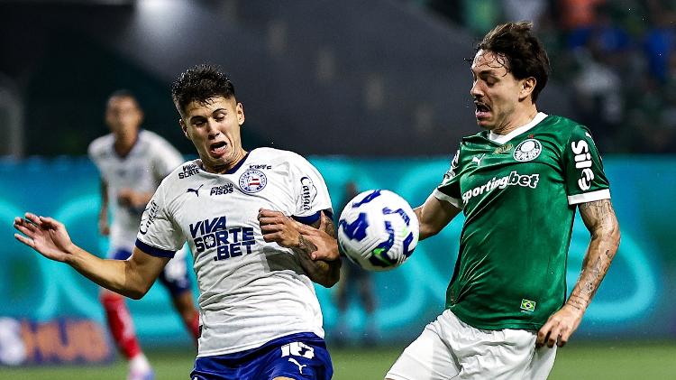 Maurício, do Palmeiras tenta fazer a jogada durante partida contra o Bahia pelo Brasileirão Maurício, do Palmeiras tenta fazer a jogada durante partida contra o Bahia pelo Brasileirão
