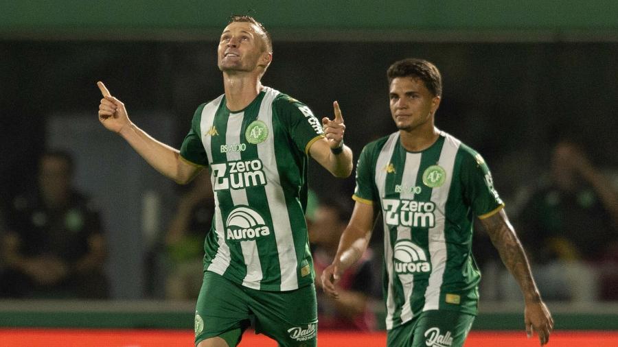 Jogo da Chapecoense hoje pelo Brasileirão: que horas começa e onde assistir