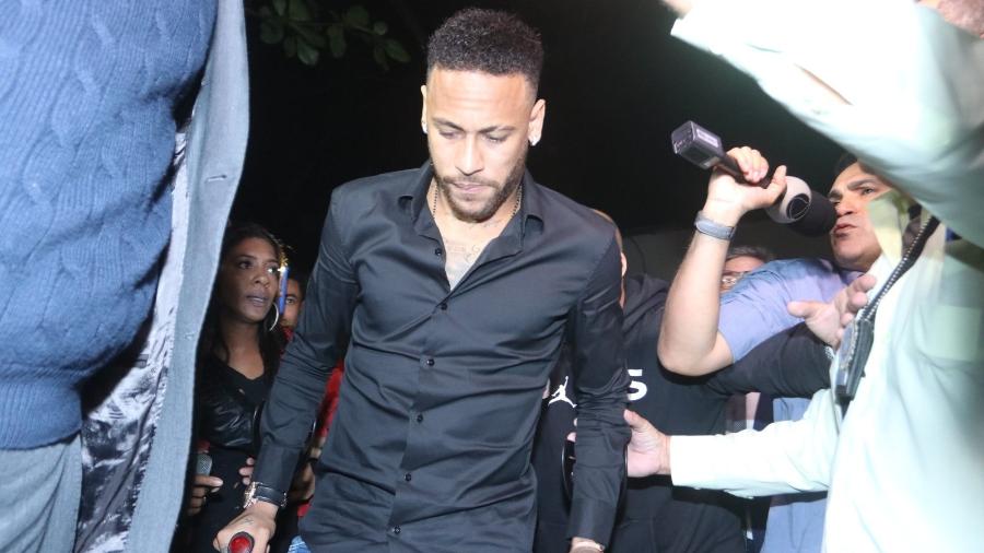 Neymar chega à delegacia no Rio de Janeiro - Thyago Andrade/AgBrazilNews