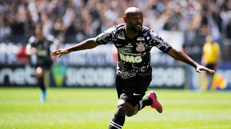 Sem Jadson, Love se torna o artilheiro da Arena Corinthians no atual elenco