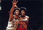 Wes Unseld, astro do Washington Bullets, morre aos 74 anos, diz site