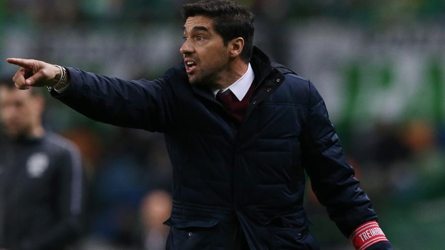 Técnico Abel Ferreira em ação quando comandava o Braga (Portugal), em 2019 - Getty Images