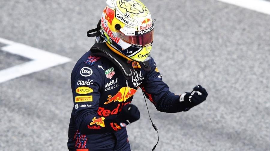 Verstappen comemora logo após ser o vencedor da prova -  Mark Thompson/Getty Images