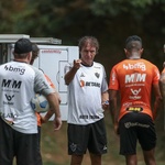 Técnico atleticano mantém discurso cauteloso e diz que Galo ainda não ganhou nada no Brasileirão e Copa do Brasil - undefined