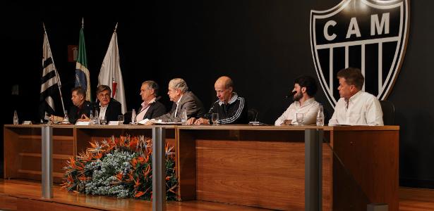 donos do PSG e do Liverpool então entre os interessados