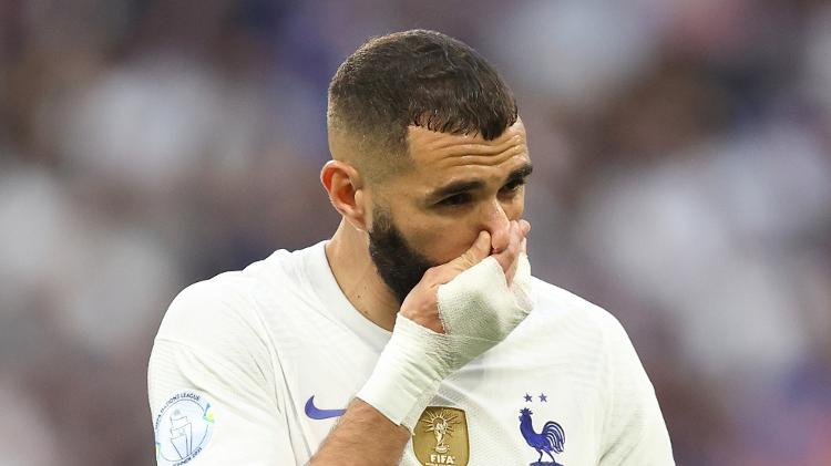 Benzema laments during the France national team match - James Williamson - AMA/Getty Images - James Williamson - AMA/Getty Images