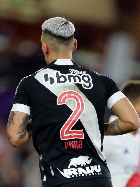 Puma Rodríguez carrega seu apelido na camisa do Vasco: lateral uruguaio é patrocinado pela marca - Daniel Ramalho / Vasco