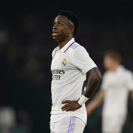 Vinícius Jr se prepara para enfrentar o Manchester City pela Liga dos Campeões - MARCELO DEL POZO/REUTERS