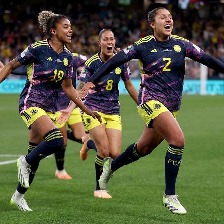 Vanegas, da Colômbia, comemora gol contra a Alemanha pela Copa do Mundo feminina