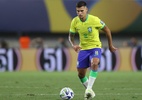 PSG coloca Bruno Guimarães como alvo para a próxima temporada, diz jornal