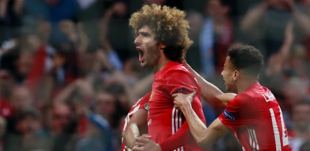 Fellaini comemora gol do Manchester United - Jason Cairnduff/Reuters