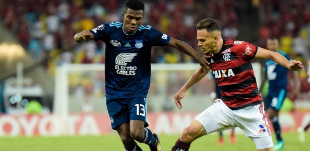 O lateral Renê tem feito boas partidas com a camisa do Flamengo na atual temporada - Thiago Ribeiro/AGIF
