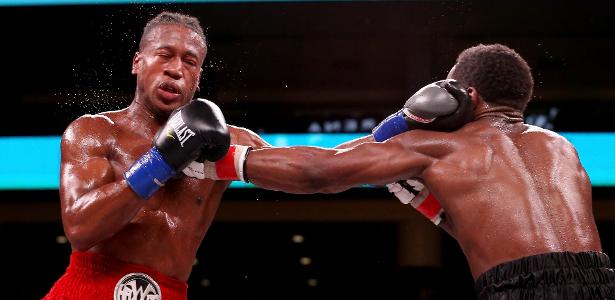 Em Chicago | Boxeador se encontra em estado crítico após sofrer nocaute brutal