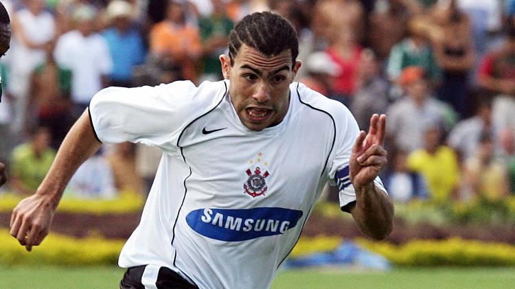 Tévez fez sucesso no Corinthians e foi o melhor jogador do Brasileirão em 2005