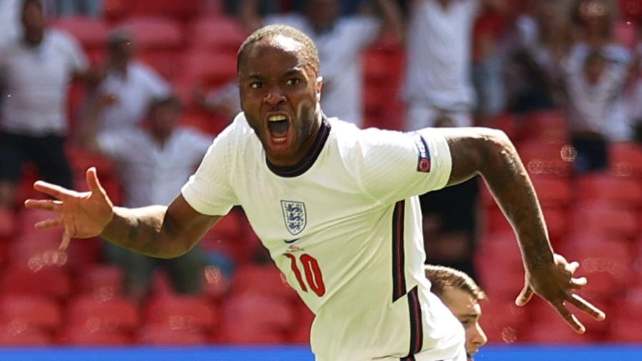 Sterling tem sido o protagonista da Inglaterra na Eurocopa - Pool via REUTERS