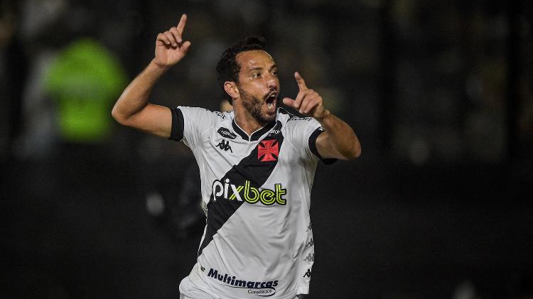 Nené abre el marcador para el Vasco ante el Guaraní, por la Serie B - Thiago Ribeiro / AGIF - Thiago Ribeiro / AGIF