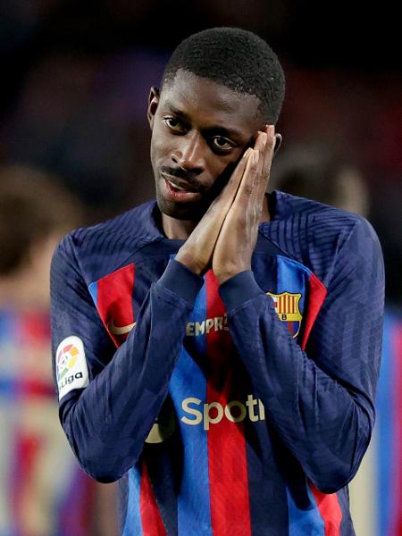 Dembélé comemora gol do Barcelona sobre o Almería em jogo do Campeonato Espanhol