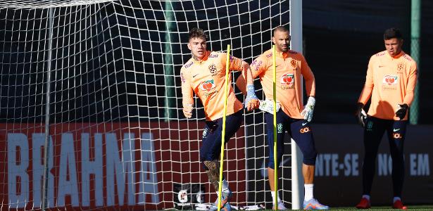 Ederson e Weverton, goleiros da seleção brasileira