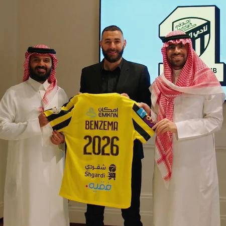 Karin Benzema acertou com o Al-Ittihad, da Arábia Saudita - Reprodução/Twitter @ittihad