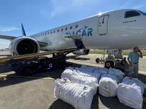 Avião de Leila aguarda abertura de aeroporto de Caxias para levar doações