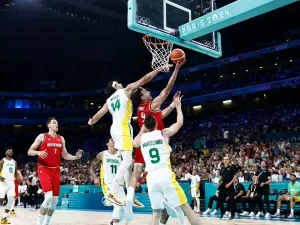 Brasil reage, mas cai para a Alemanha e se complica no basquete em Paris 