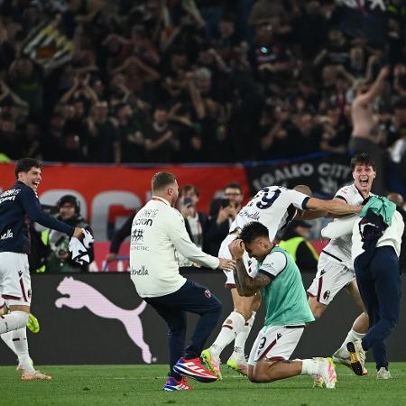 Bologna supera Milan e é campeão da Copa da Itália após 51 anos Bologna supera Milan e é campeão da Copa da Itália após 51 anos